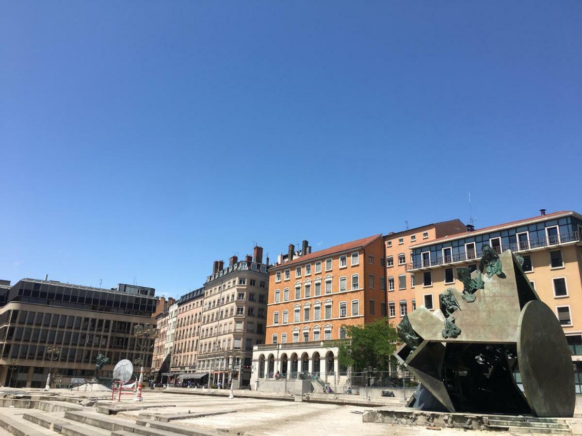 Apartamento Le Calme De L'Opera. Lyon Exterior foto