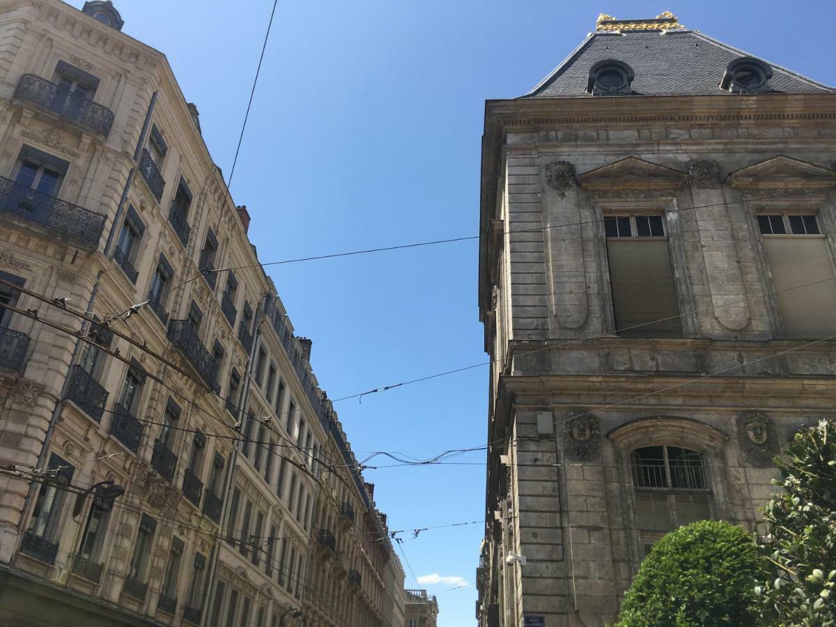 Apartamento Le Calme De L'Opera. Lyon Exterior foto